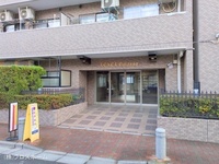 エントランス: