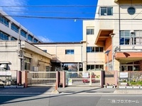 周辺環境:川口市立飯塚小学校