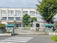 周辺環境:草加市立瀬崎小学校