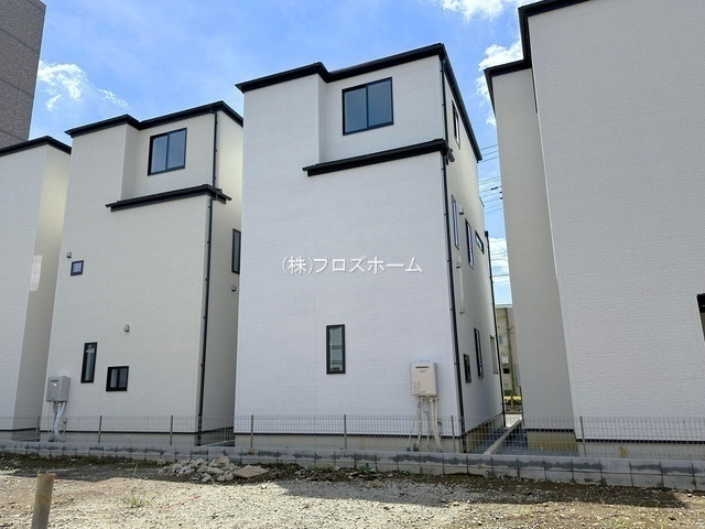 外観:
