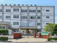 周辺環境:足立区立西新井中学校