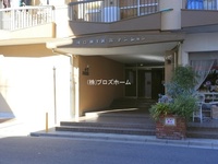 エントランス: