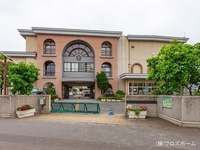 周辺環境:越谷市立荻島小学校