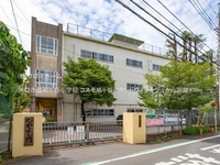 周辺環境:川口市立鳩ヶ谷小学校