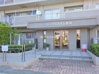 エントランス: