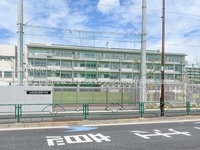 周辺環境:足立区立伊興小学校