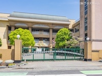 周辺環境:越谷市立越ヶ谷小学校