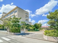 周辺環境:草加市立青柳中学校