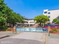 周辺環境:越谷市立蒲生南小学校