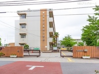 周辺環境:草加市立高砂小学校