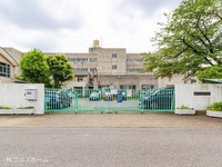 周辺環境:草加市立稲荷小学校