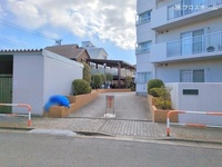 エントランス: