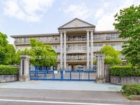 周辺環境:越谷市立花田小学校
