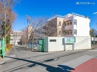 周辺環境:川口市立小谷場中学校