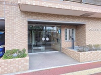 エントランス: