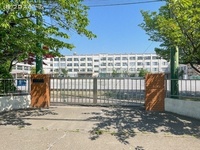周辺環境:足立区立入谷中学校