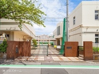 周辺環境:葛飾区立青戸中学校