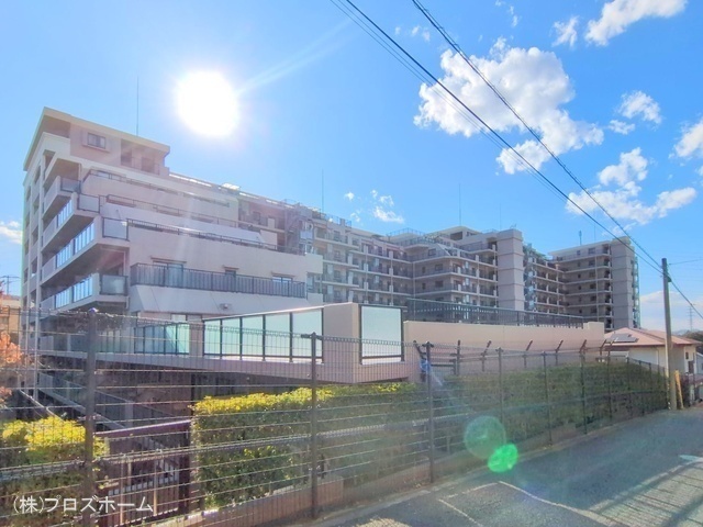 外観: