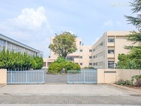 周辺環境:吉川市立中央中学校