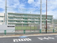周辺環境:足立区立伊興小学校