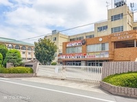 周辺環境:越谷市立東中学校