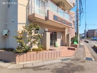 エントランス: