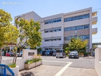 周辺環境:八潮市立潮止中学校