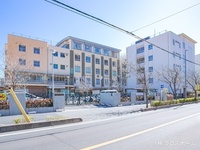 周辺環境:川口市立本町小学校