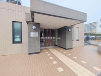 エントランス:
