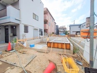 Thumb a25110d395
