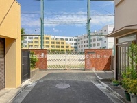 周辺環境:足立区立第九中学校