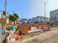 Thumb 165a6702f0