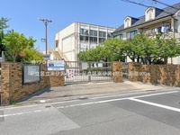 周辺環境:足立区立東伊興小学校