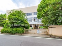 周辺環境:草加市立新田中学校