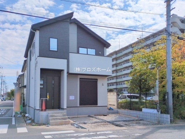 外観: