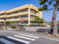 周辺環境:三郷市立八木郷小学校