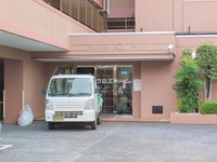 エントランス: