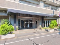 エントランス: