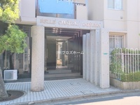 エントランス: