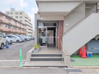 エントランス:
