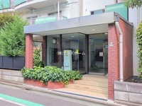 エントランス: