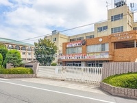 周辺環境:越谷市立東中学校