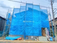 Thumb d737279788