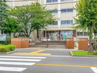 周辺環境:葛飾区立奥戸中学校