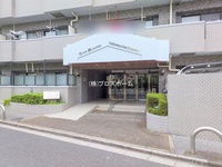 エントランス: