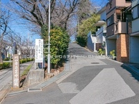 周辺環境:川口市立芝中学校