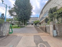周辺環境:川口市立鳩ヶ谷中学校