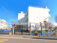 周辺環境:越谷市立新方小学校