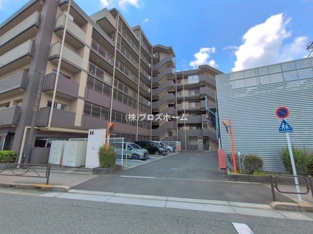 外観: