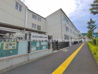 周辺環境:足立区立東渕江小学校(※仮校舎)
